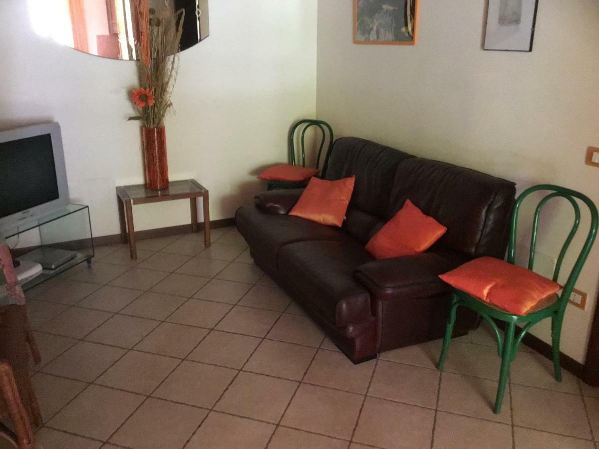 Residence Baia Vallugola Castel di Mezzo ภายนอก รูปภาพ