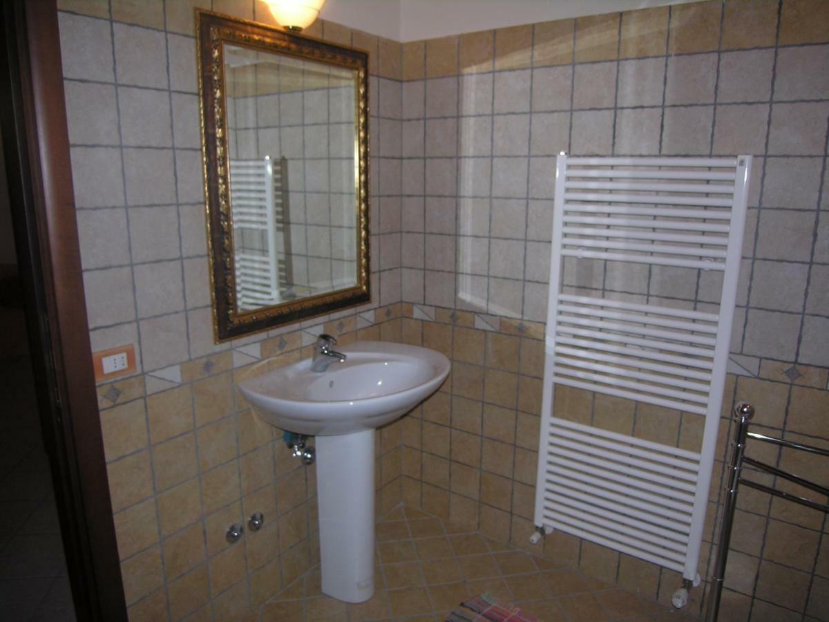 Residence Baia Vallugola Castel di Mezzo ภายนอก รูปภาพ
