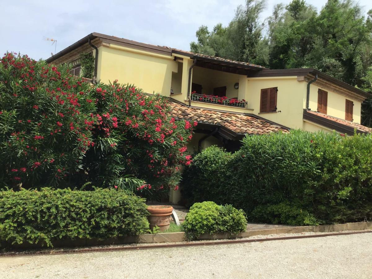 Residence Baia Vallugola Castel di Mezzo ภายนอก รูปภาพ